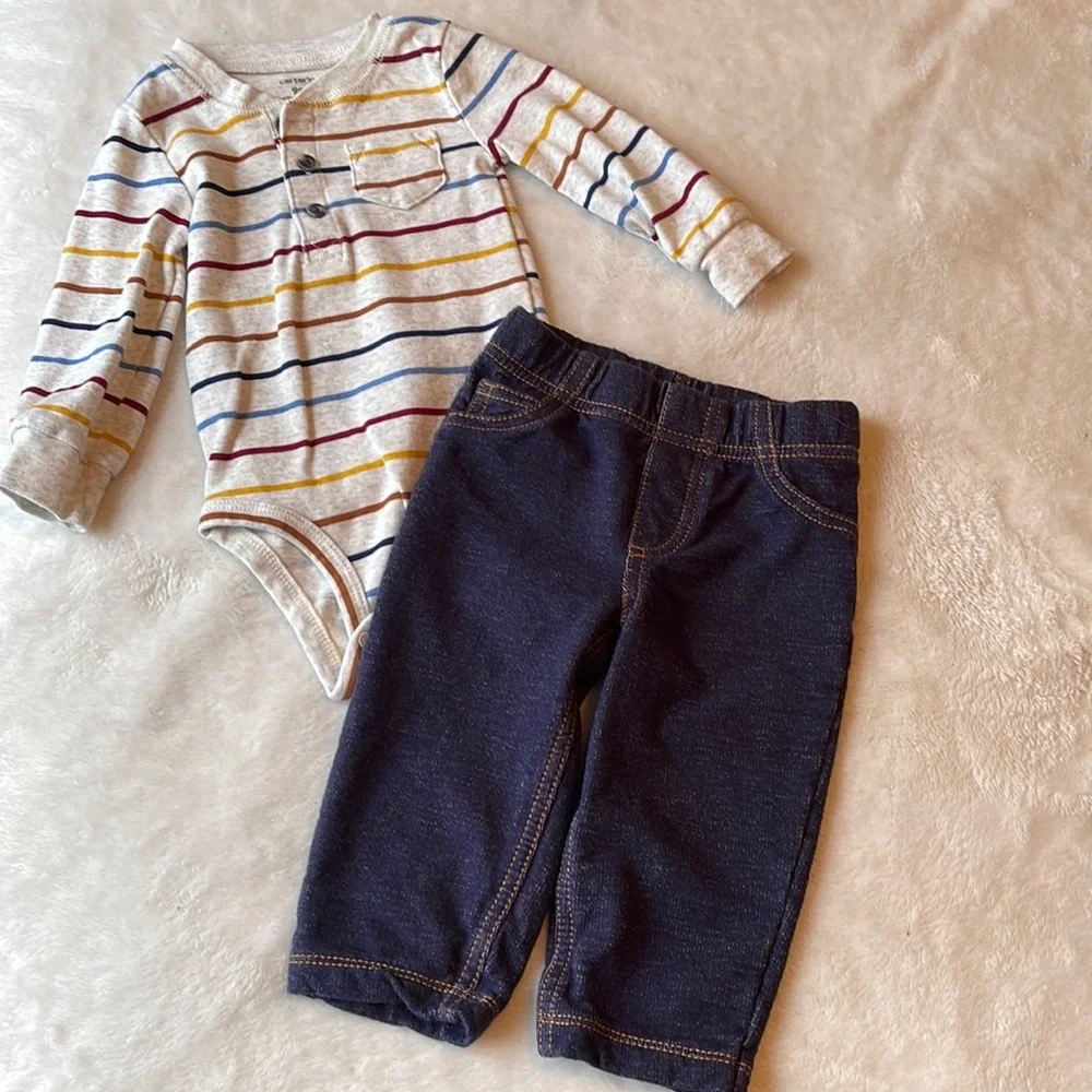 💖3/$15💖 Carters Jeans & Onesie Outfit